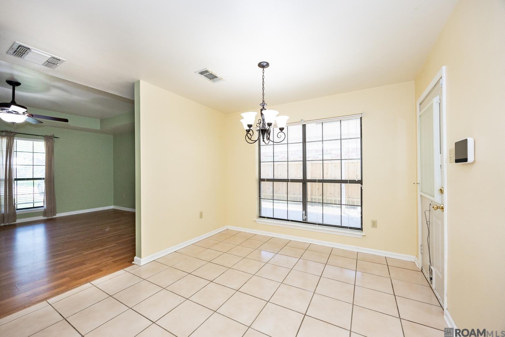 2014 E Catalpa St, Gonzales, Louisiana image 8
