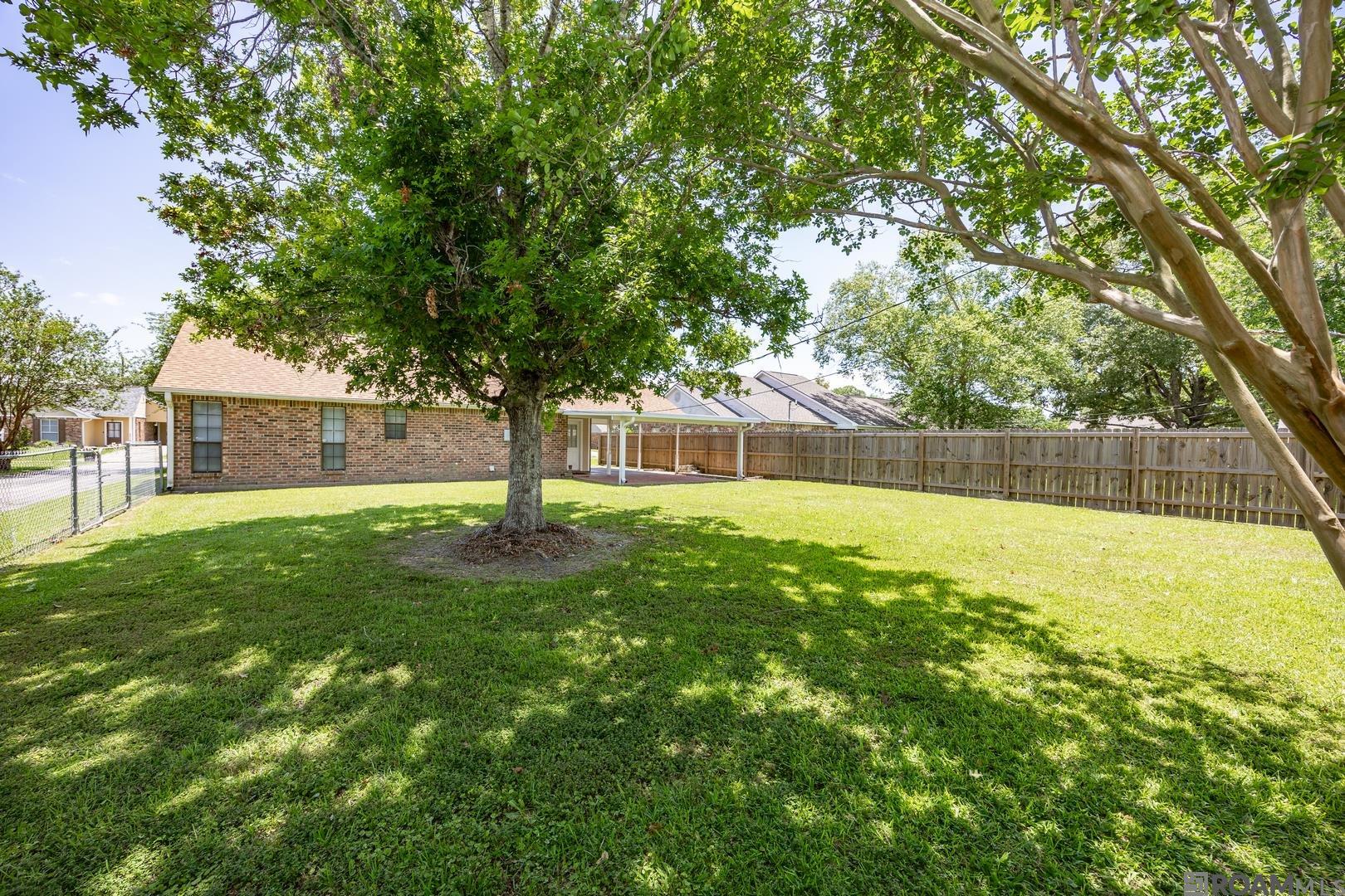 2014 E Catalpa St, Gonzales, Louisiana image 21