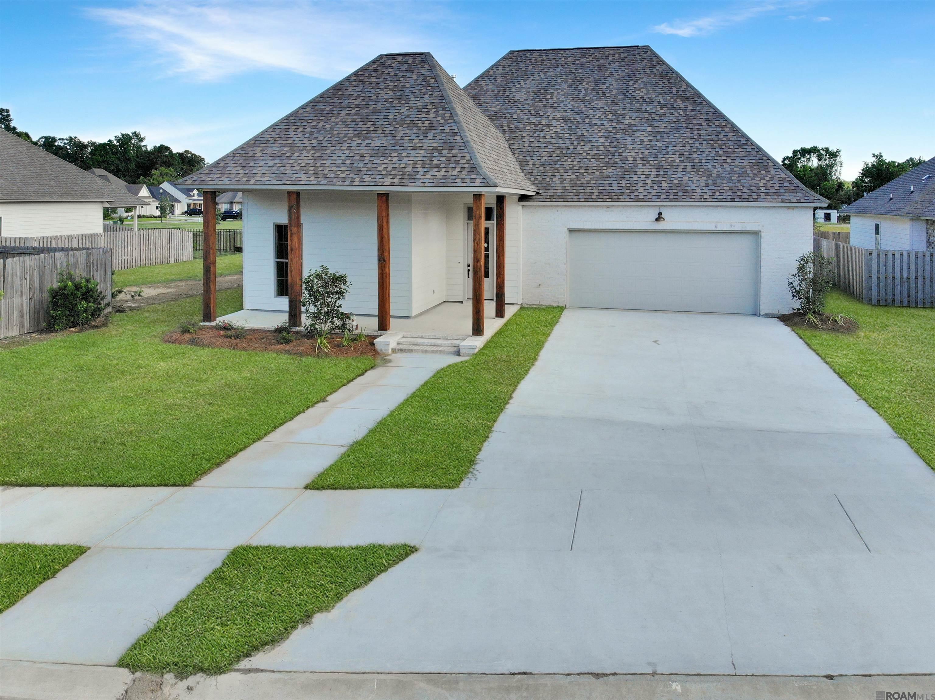 1124 Irish Ivy, Denham Springs, Louisiana image 1