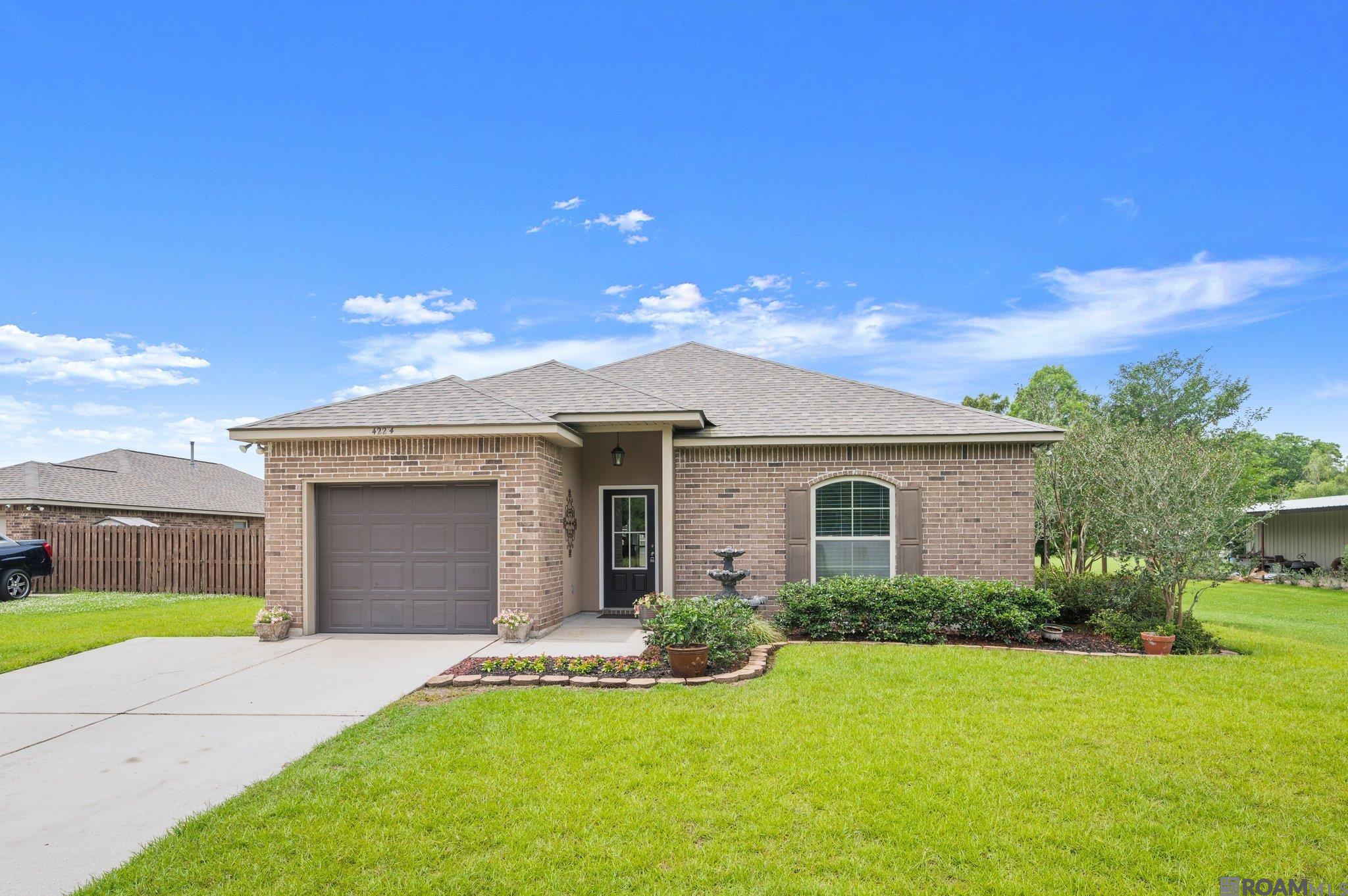 42214 N City Park Dr, Sorrento, Louisiana image 2
