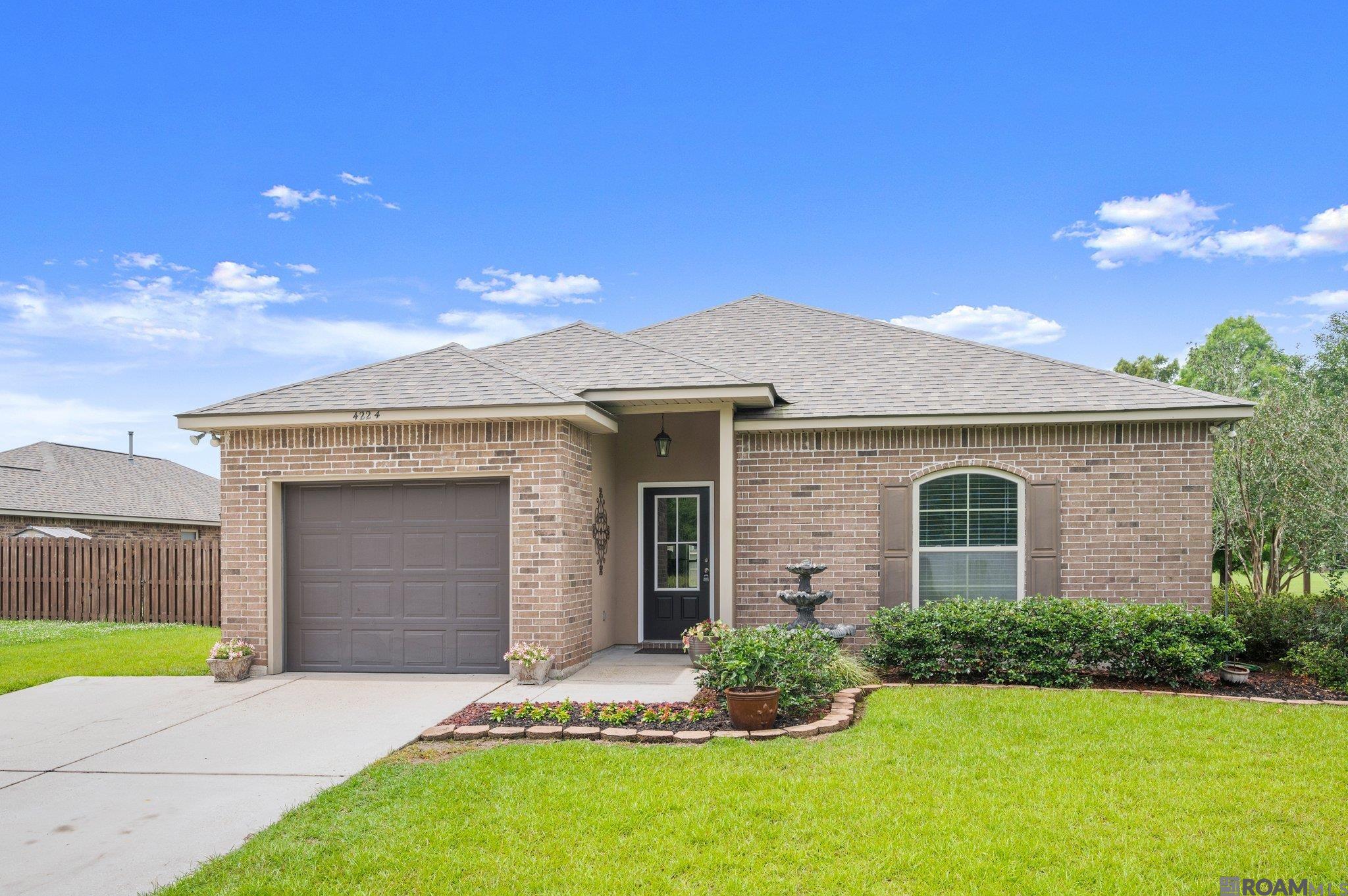 42214 N City Park Dr, Sorrento, Louisiana image 1