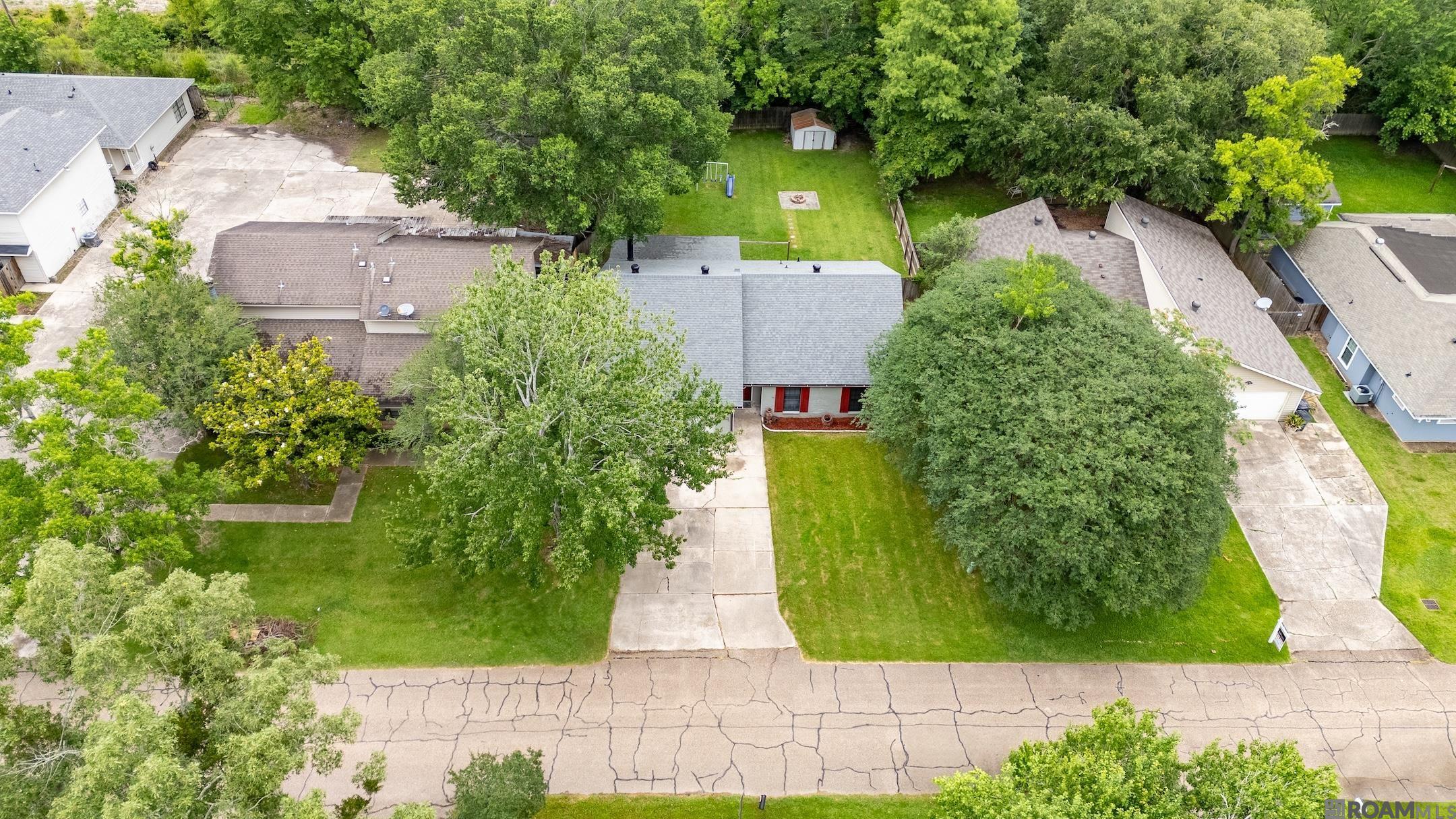 15941 Woodlawn Acres Ave, Baton Rouge, Louisiana image 16
