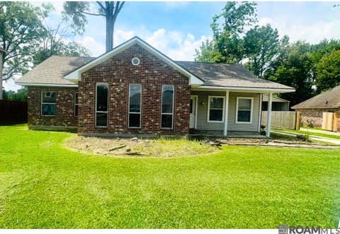 Homes For Sale - 3526 Redbud Drive<br/> Zachary, LA 70791
