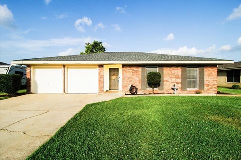 2916 Creole Dr Houma LA 70364