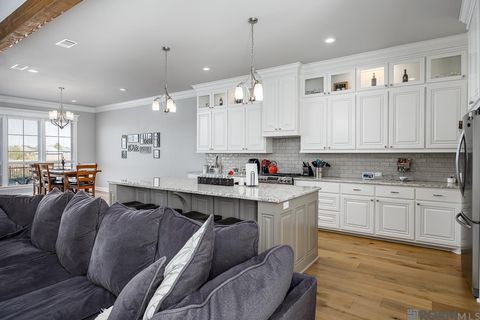 Homes For Sale - 43028 Amen Ct<br/> Gonzales, LA 70737