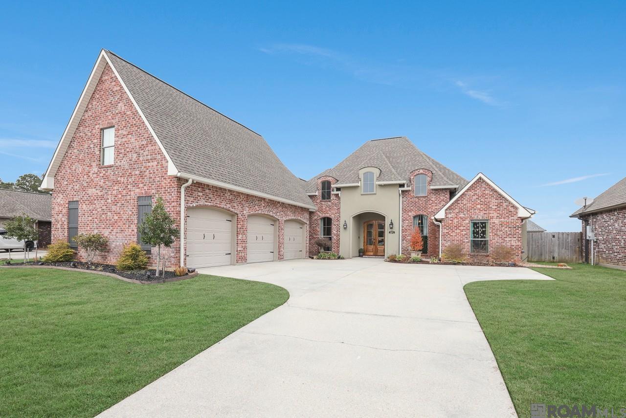 13275 Brookcrest Dr, Walker, Louisiana image 1