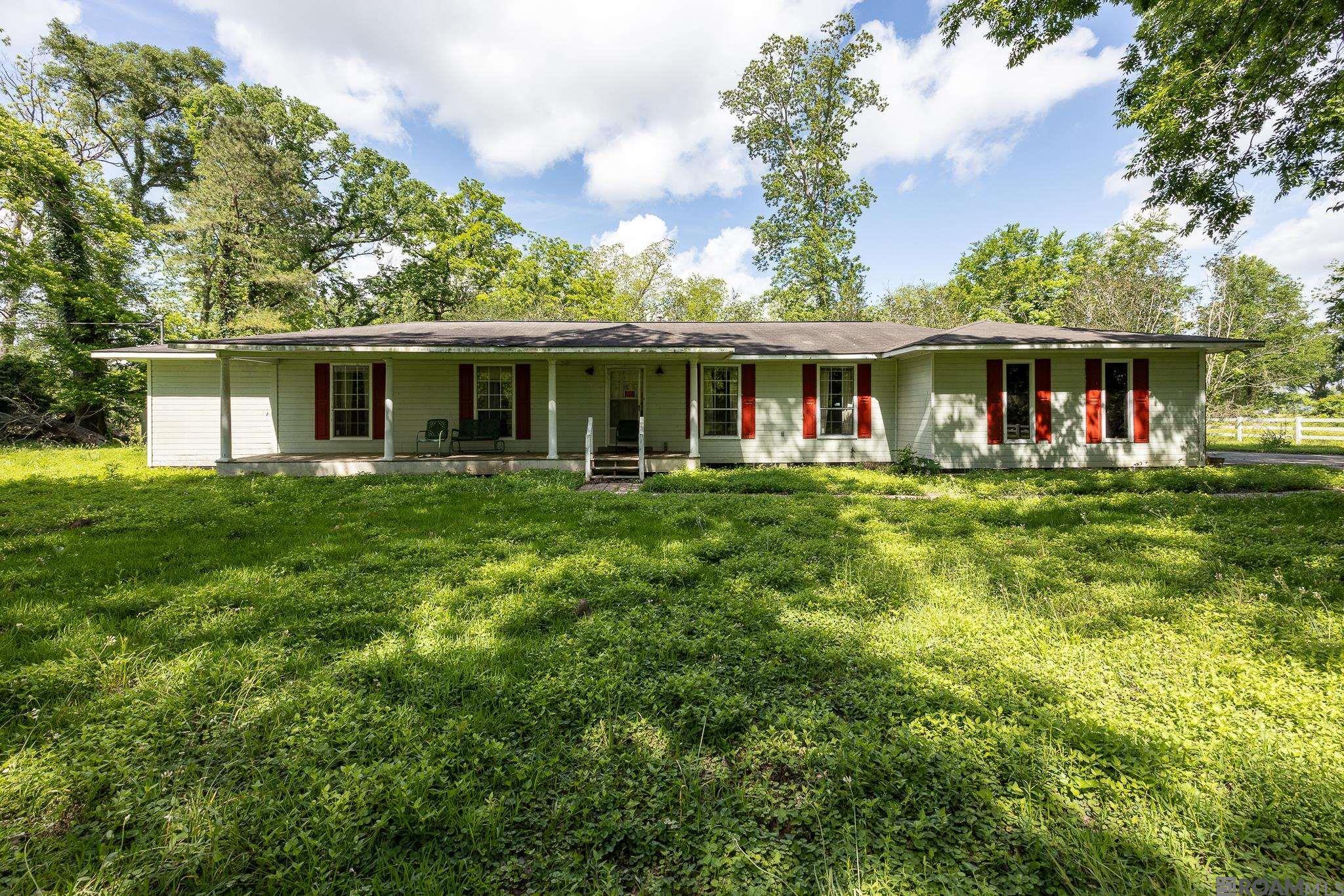 6229 Rougon Rd, Port Allen, Louisiana image 1