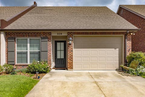 Townhouse For Sale - 329 Derusso Street<br/> Houma, LA 70364