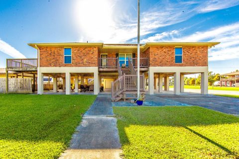 Homes For Sale - 113 South Central Boulevard<br/> Chauvin, LA 70344