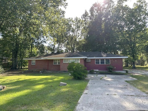 Homes For Rent - 20335 Machost Rd<br/> Zachary, LA 70791