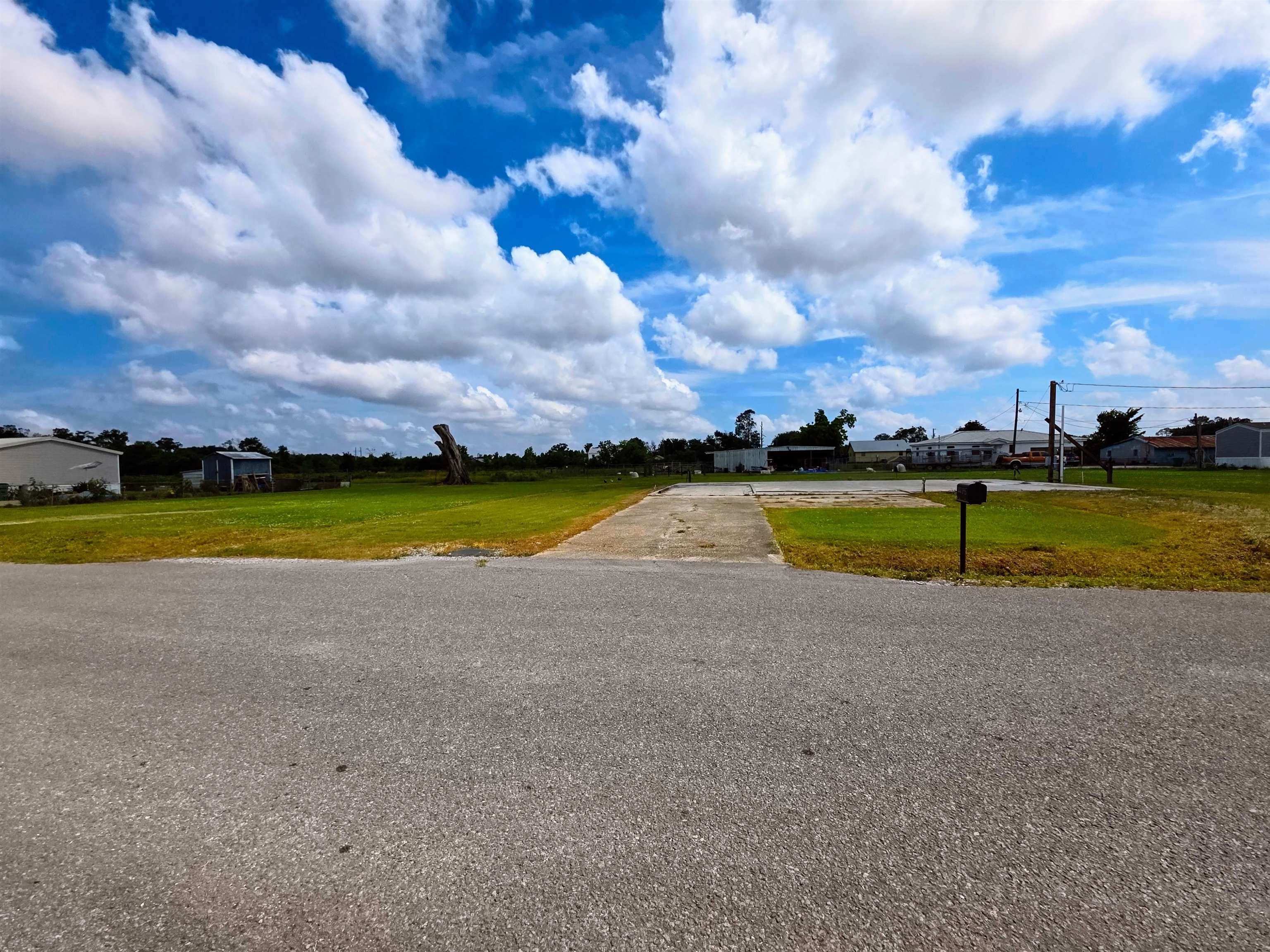 212 East 45th Street, Cut Off, Louisiana image 1