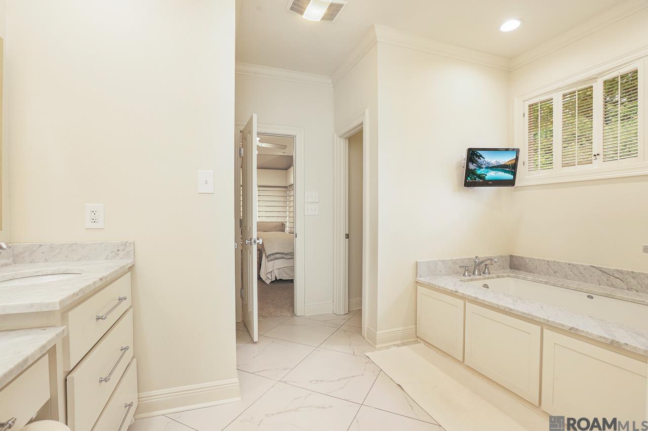 5988 Forsythia Ave, Baton Rouge, Louisiana image 28
