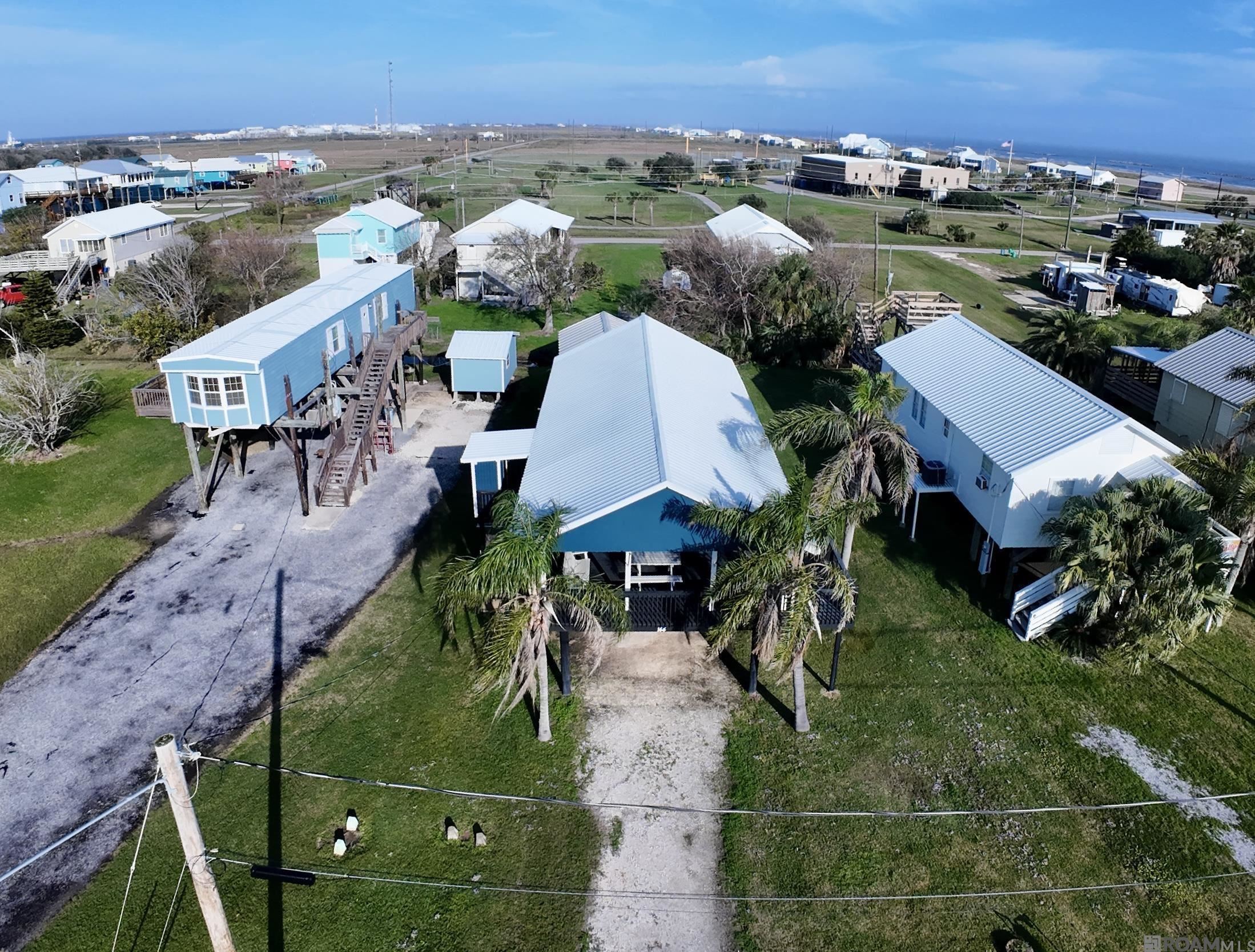 144 Birch Ln, Grand Isle, Louisiana image 1