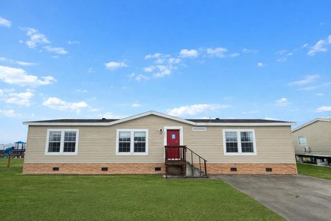 Mobile Home For Sale - 183 Myrtle Dr<br/> Lafourche County, Lockport, LA 70374