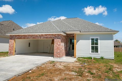 10449 Highpoint Dr, Denham Springs, LA 70706 - MLS#: 2025005469