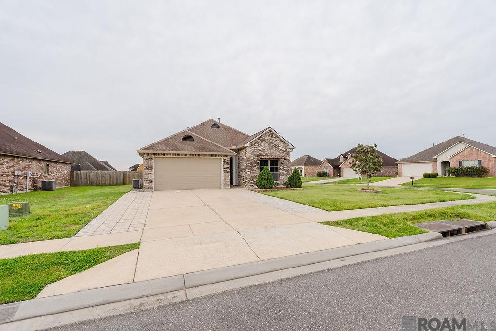 42151 Bald Eagle Ave, Prairieville, Louisiana image 2