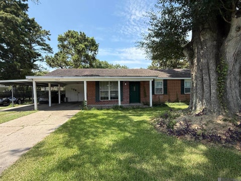 Homes For Sale - 5062 W Eudora Dr<br/> Addis, LA 70710