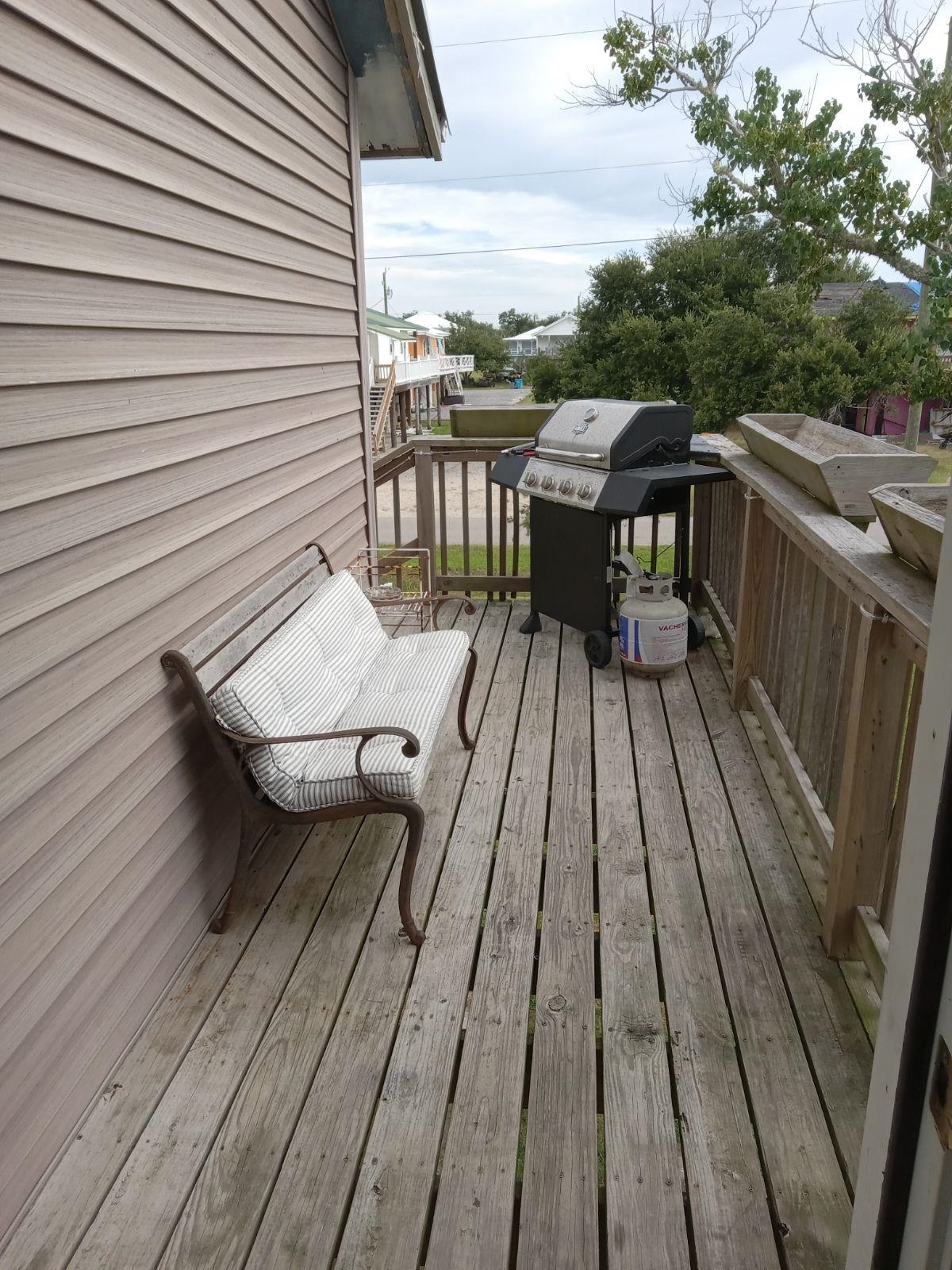 137 Aurora Lane, Grand Isle, Louisiana image 2