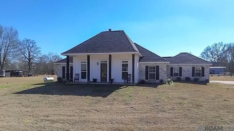 Homes For Sale - 19264 Hwy 1055<br/> Kentwood, LA 70444