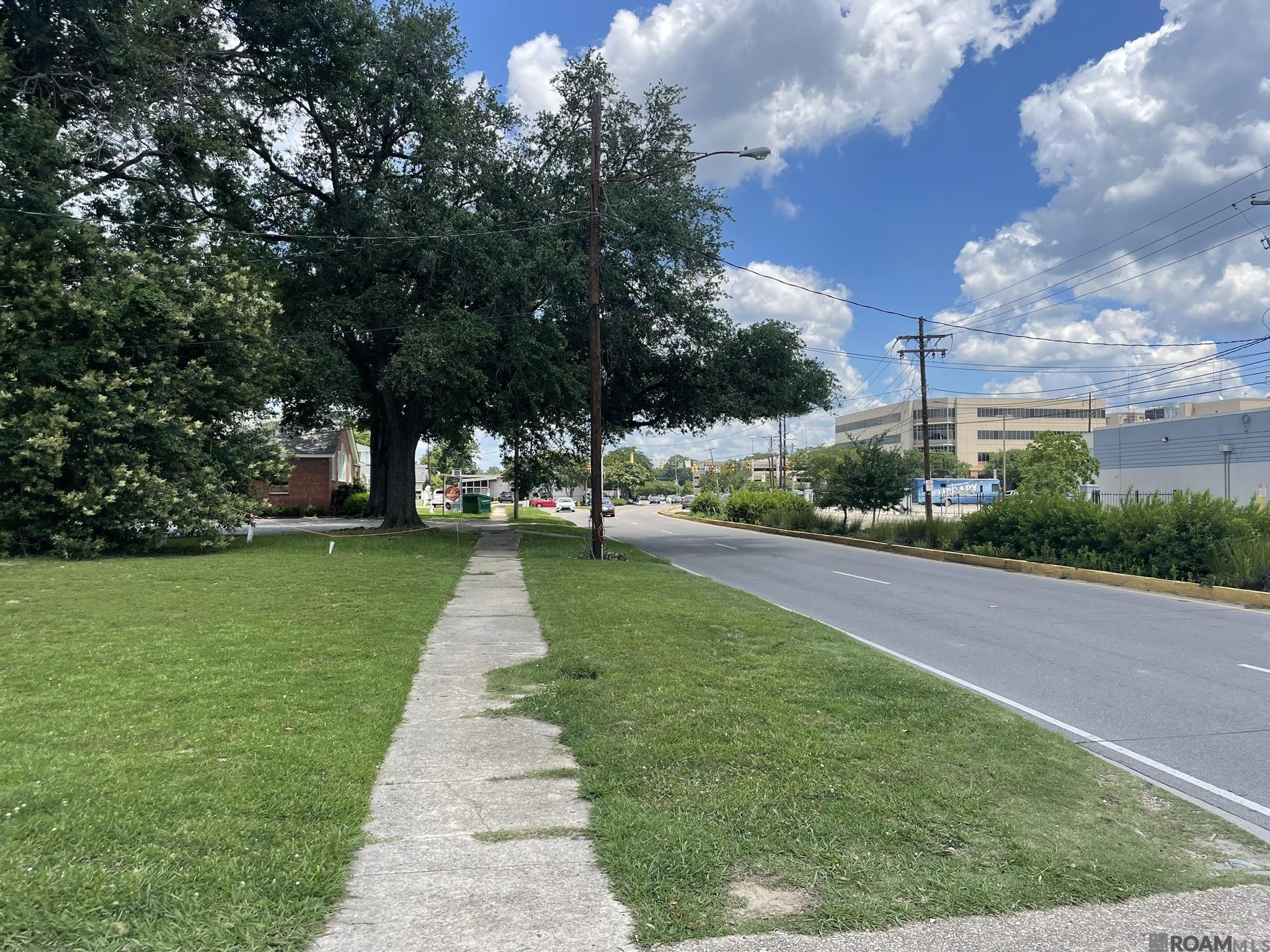 188 S Acadian Thwy, Baton Rouge, Louisiana image 9