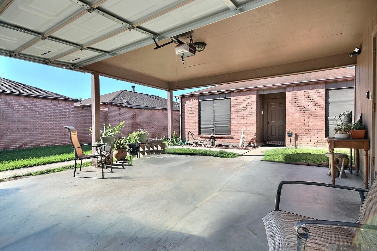 2534 Torrey Pine Dr, Baton Rouge, Louisiana image 4
