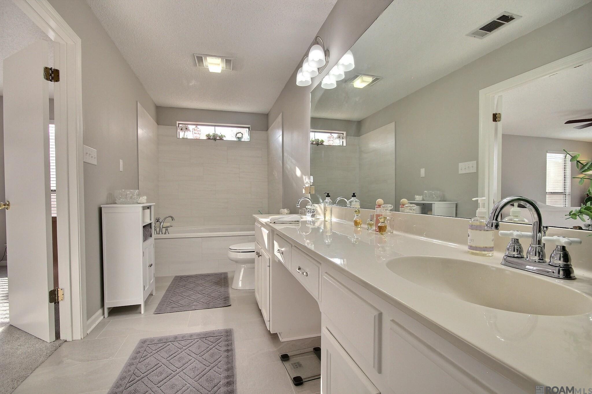 2534 Torrey Pine Dr, Baton Rouge, Louisiana image 14