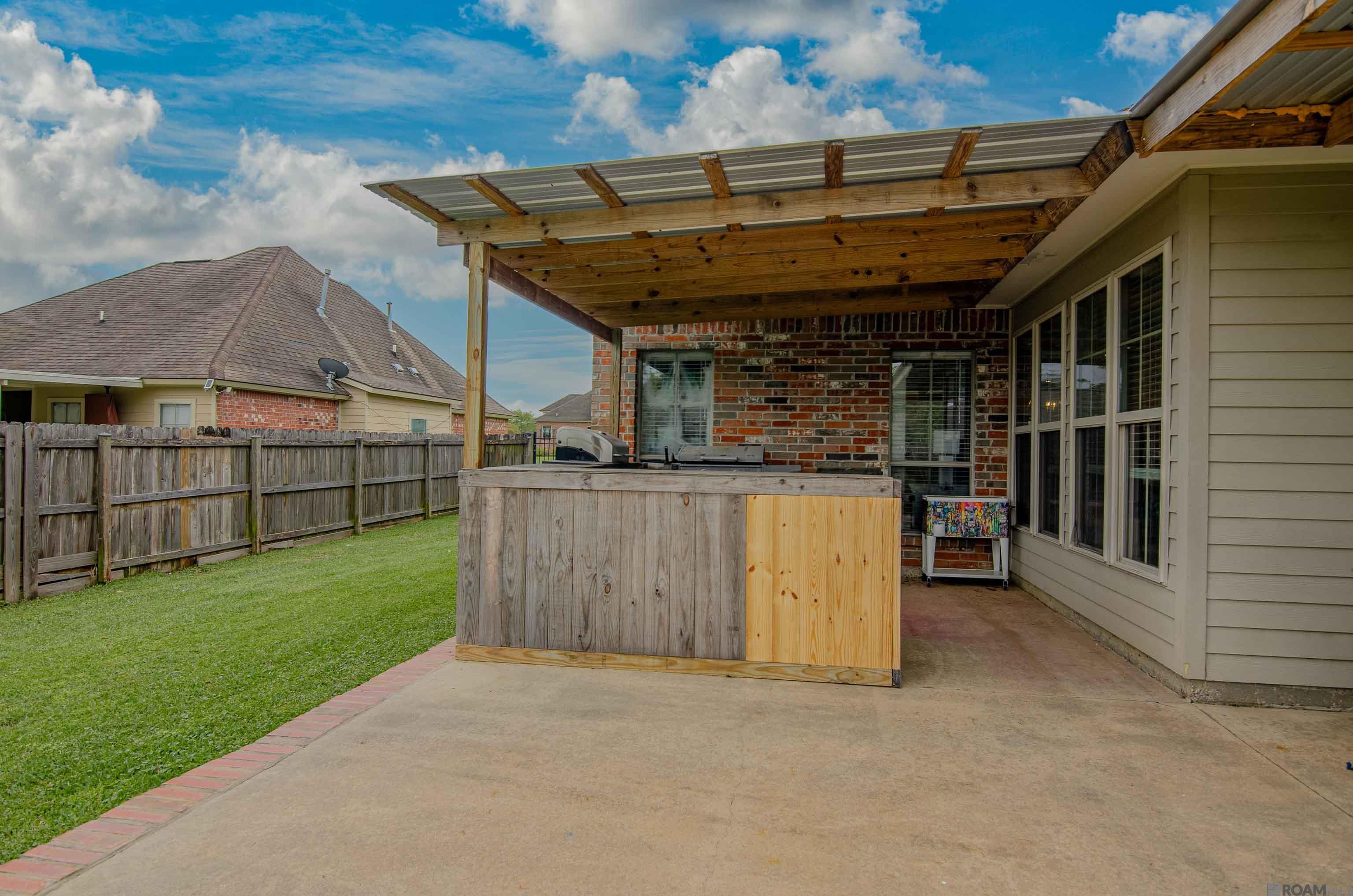 2351 Woodbend Dr, Zachary, Louisiana image 16