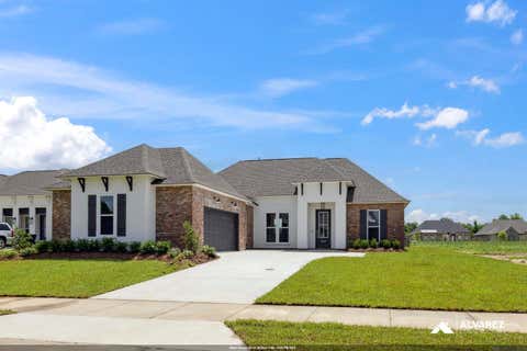 Homes For Sale - 10141 Sanctuary Oaks Dr<br/> Baton Rouge, LA 70817