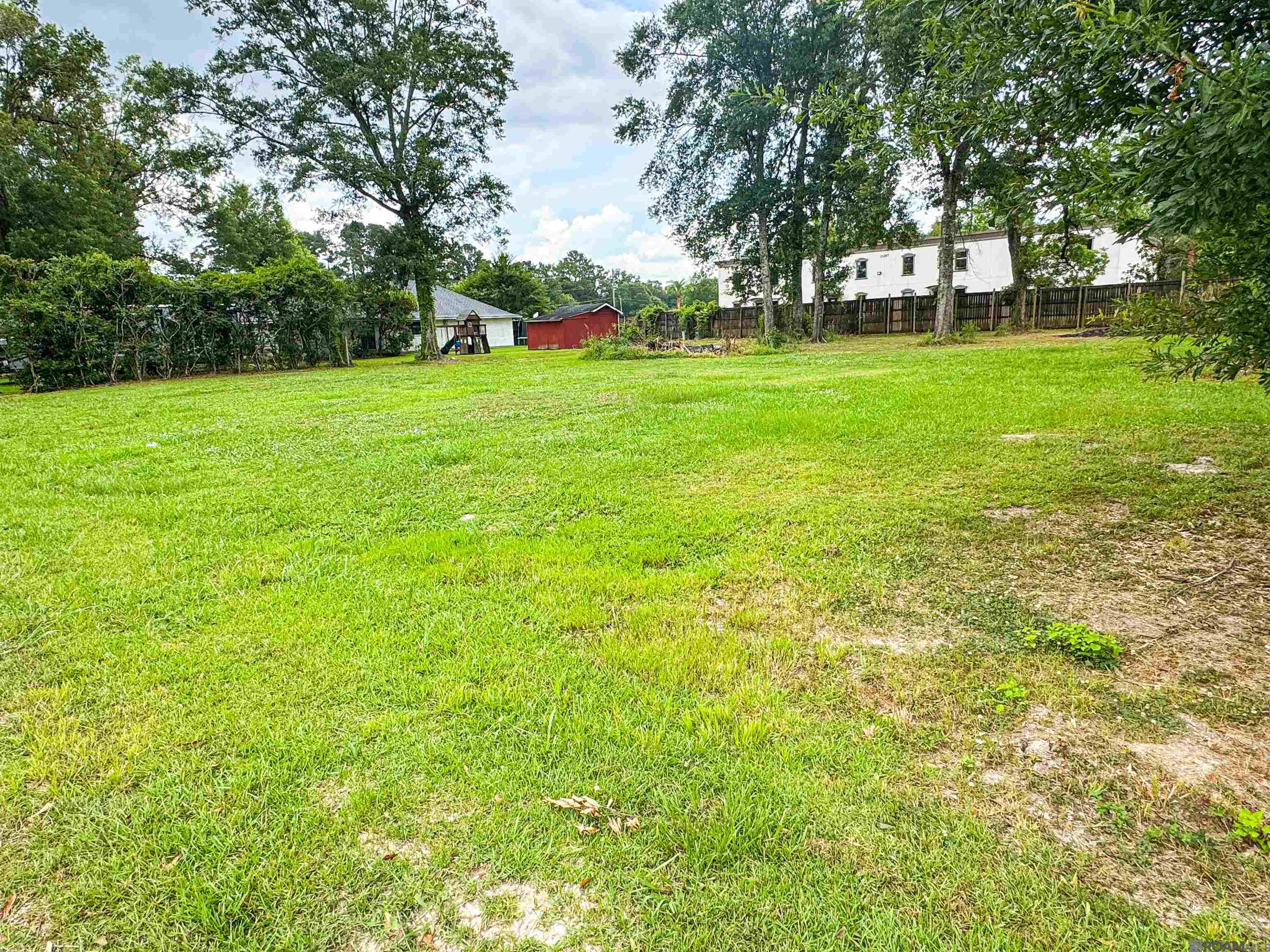 8634 Lake Park Dr