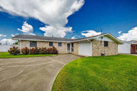 Homes For Sale - 103 Harding Dr<br/> Houma, LA 70364