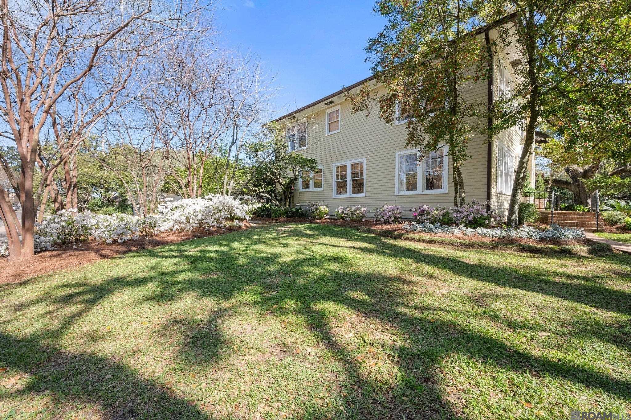 Baton Rouge, Louisiana, 70808, United States, 5 Bedrooms Bedrooms, ,4 BathroomsBathrooms,Residential,Active,2007075