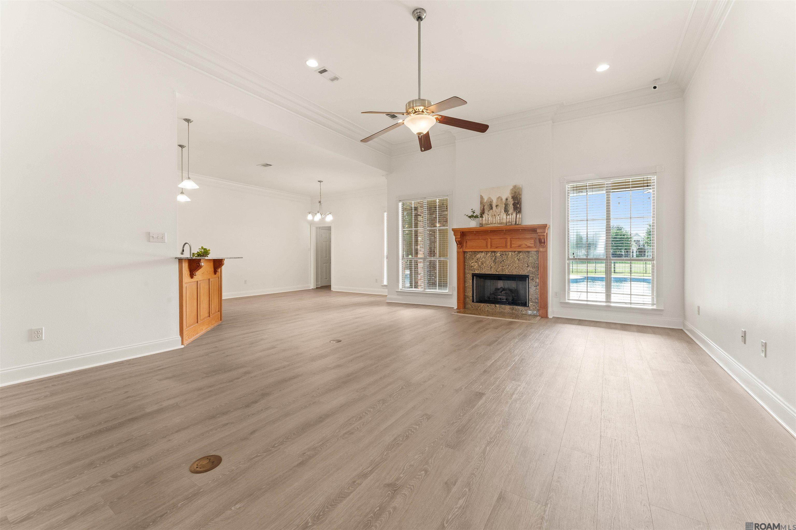 6239 Royal Lakes Estates Avenue, Gonzales, Louisiana image 7