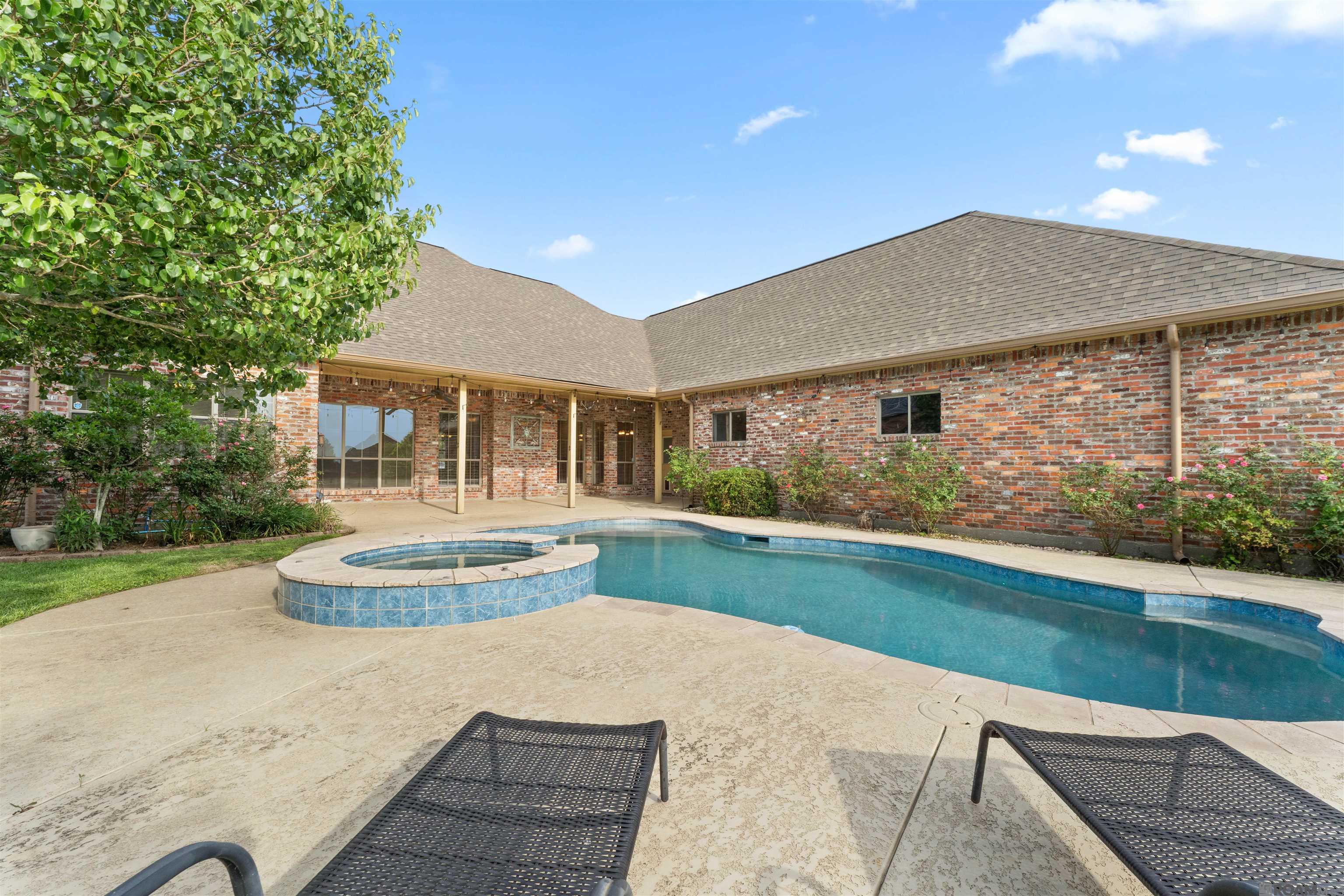 6239 Royal Lakes Estates Avenue, Gonzales, Louisiana image 32
