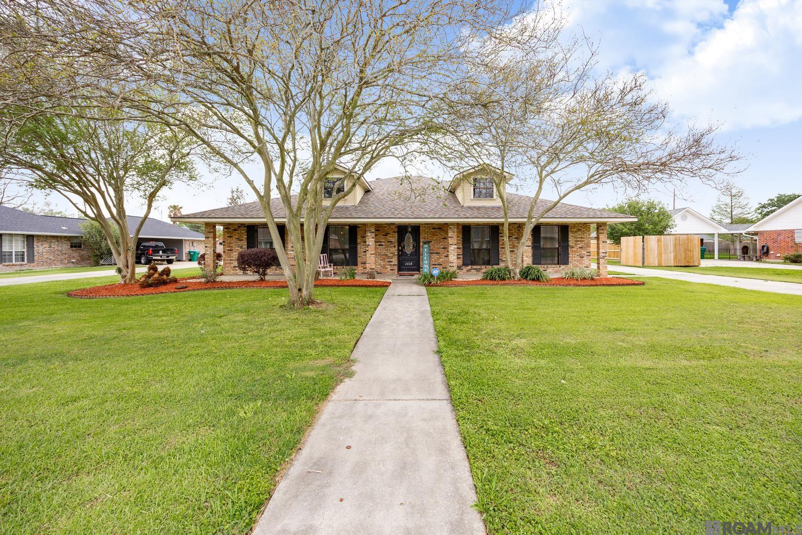 2428 Riverside Dr, Port Allen, Louisiana image 1