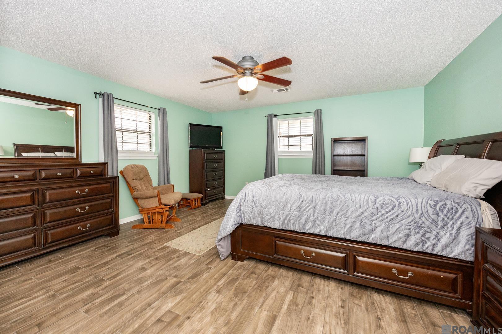 2428 Riverside Dr, Port Allen, Louisiana image 13