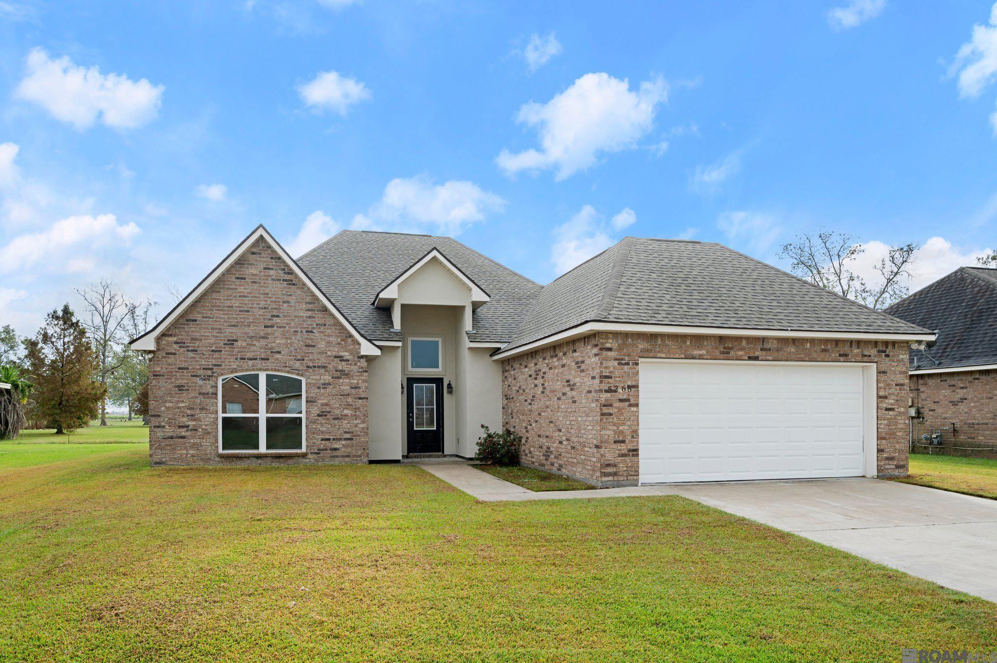 5266 Hemingway Dr, Darrow, Louisiana image 1
