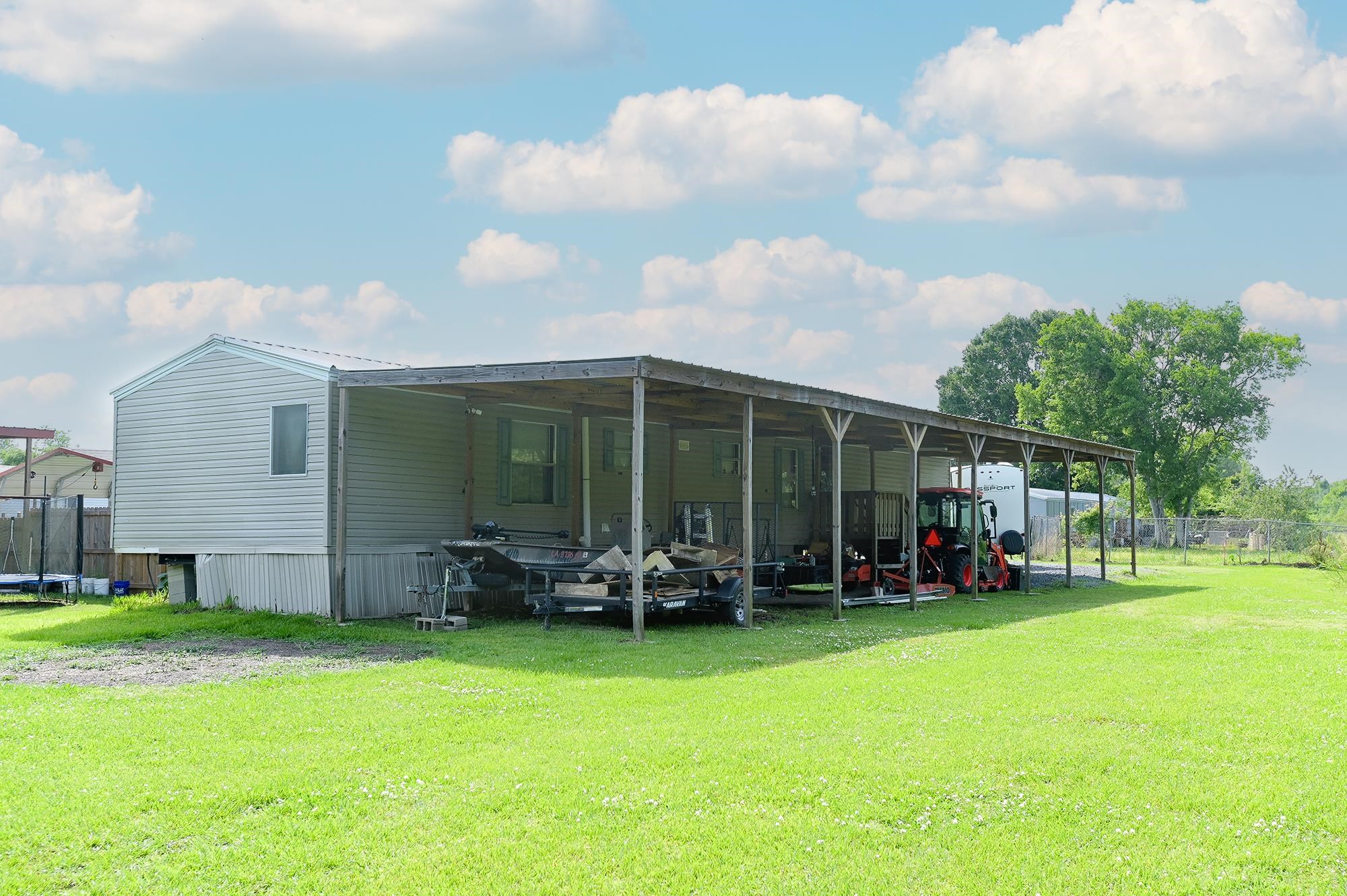 342 Hummingbird Drive, Houma, Louisiana image 6