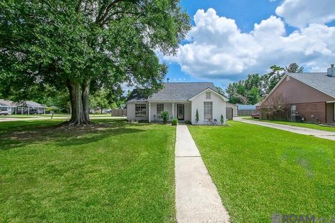 1626 Weeping Willow Dr Denham Springs LA 70726