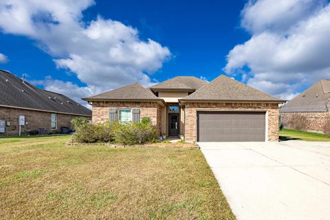 Homes For Sale - 277 Cottage Way<br/> Thibodaux, LA 70301
