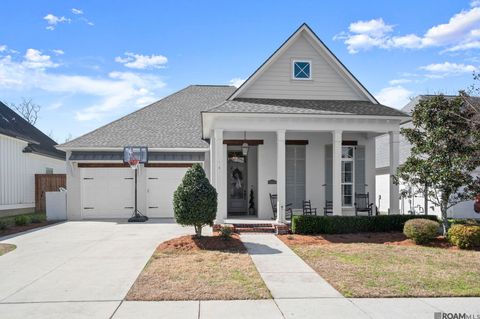 Homes For Sale - 18541 Oakland Crossing Blvd<br/> Ascension County, Prairieville, LA 70769