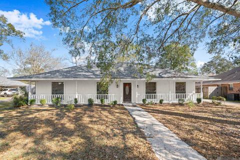 Homes For Sale - 5023 Front Royal Dr<br/> Baton Rouge, LA 70817