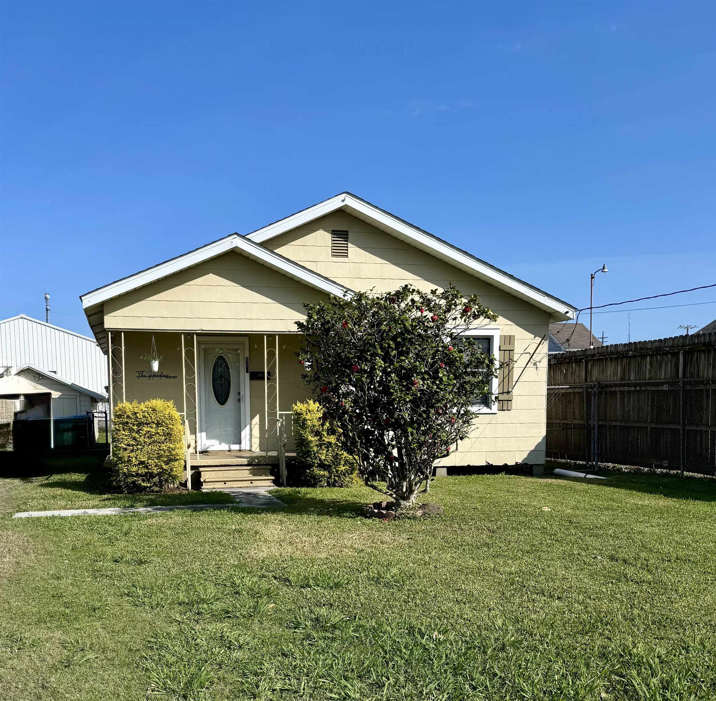 512 Eighth St, Morgan City, Louisiana image 1