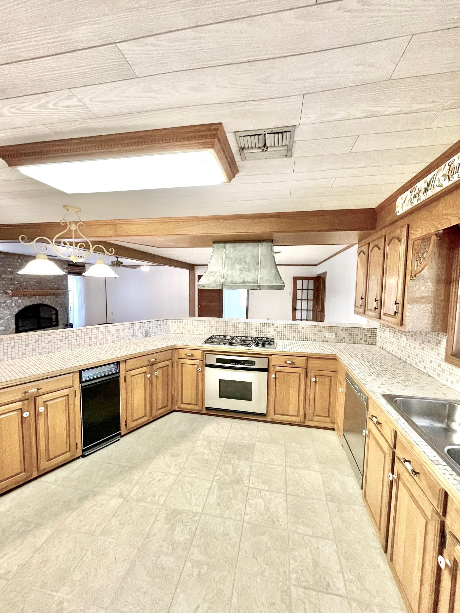 4353 Bayouside Dr, Houma, Louisiana image 9