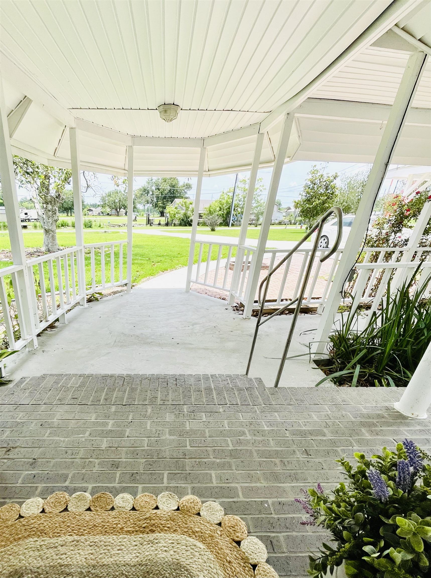 4353 Bayouside Dr, Houma, Louisiana image 5