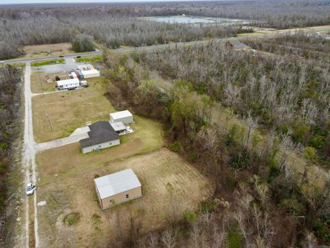 Vacant Land For Sale - 2922 Falcon Court Rd<br/> Saint James County, Paulina, LA 70763