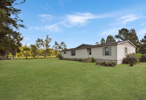 Mobile Home For Sale - 14182 Lebeau Rd<br/> St Amant, LA 70774