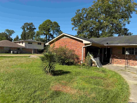 Homes For Sale - 1825 Lombard Dr<br/> Baton Rouge, LA 70810