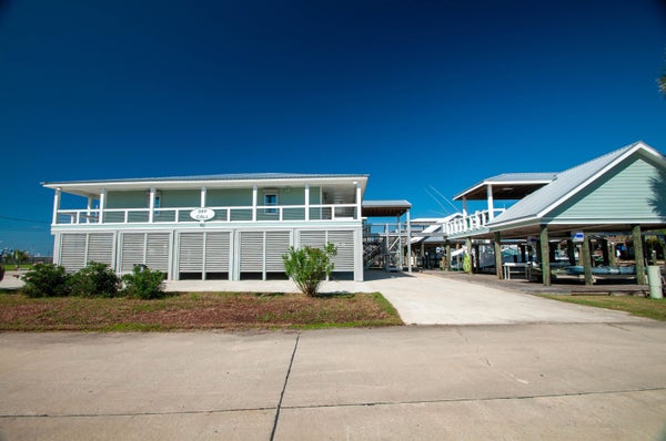 102 CONSTANTIN RD, GOLDEN MEADOW, LA 70357 - Image 7674b0074786abd40e92457ea97c8e56/681495967