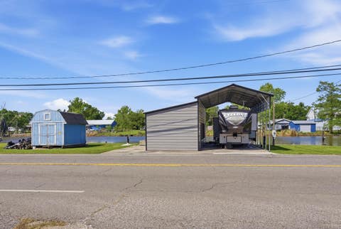 Mobile Home For Sale - 924 Highway 55<br/> Montegut, LA 70377
