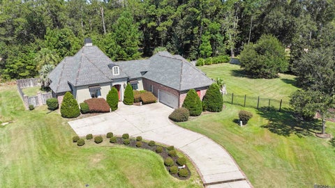 Homes For Sale - 19307 Country Club Ln<br/> Tangipahoa County, Hammond, LA 70401